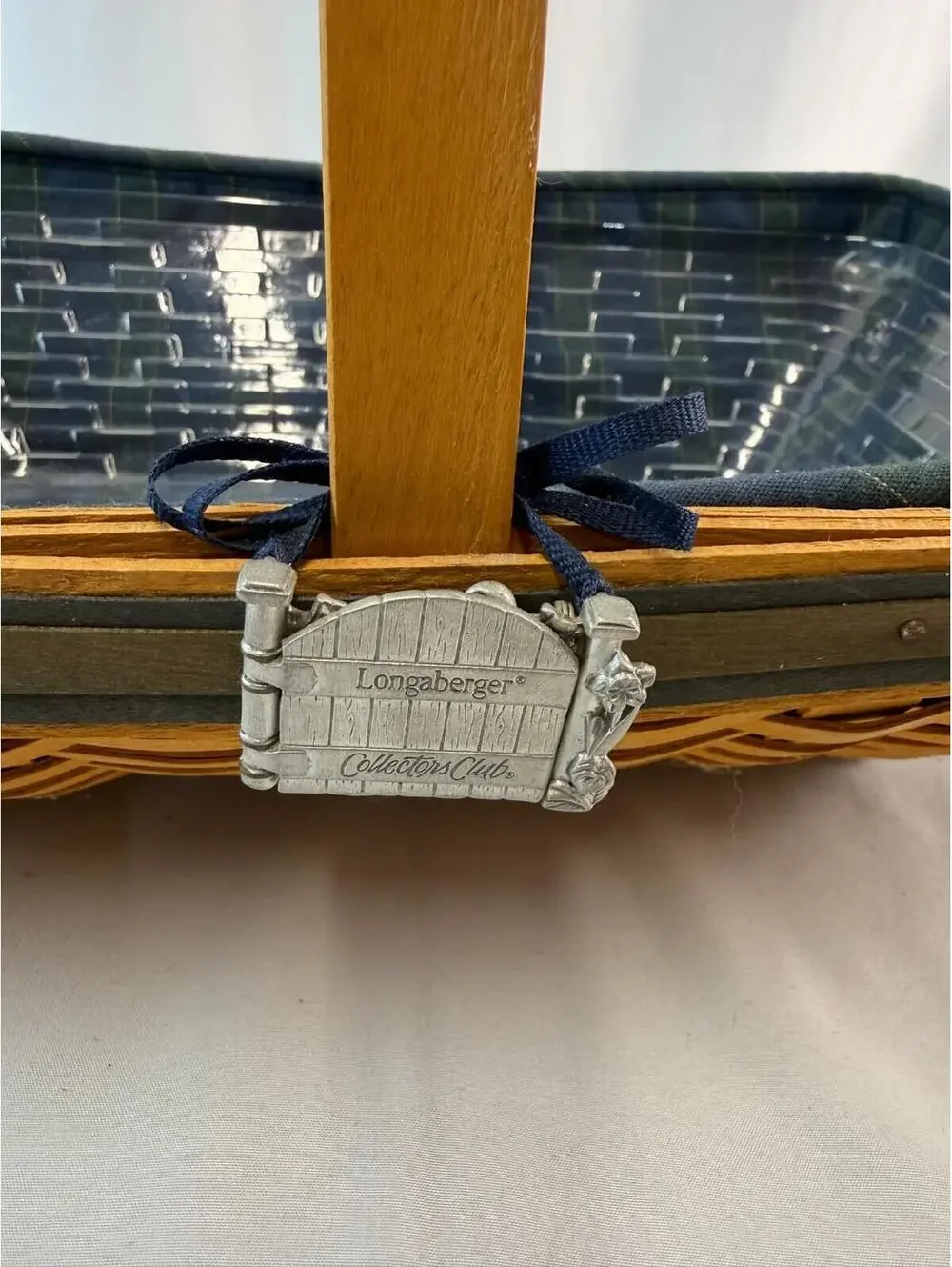 2000 Longaberger Collector Club Spring Meadow Basket w/Liner Protector & Tie-On